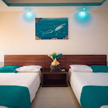 Hotel Ninfa Puerto Ayora  Extérieur photo