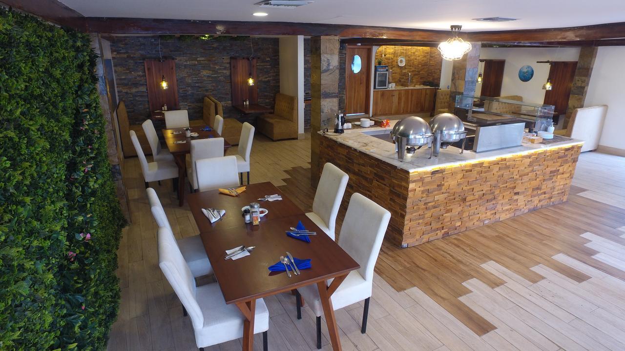 Hotel Ninfa Puerto Ayora  Extérieur photo