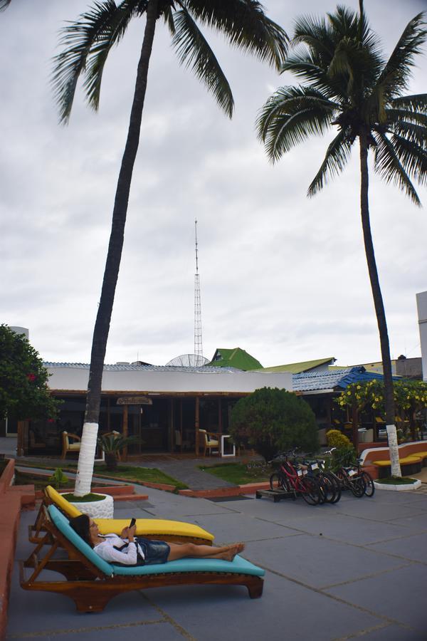 Hotel Ninfa Puerto Ayora  Extérieur photo