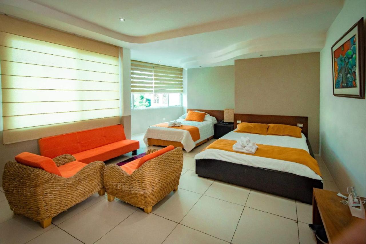 Hotel Ninfa Puerto Ayora  Extérieur photo