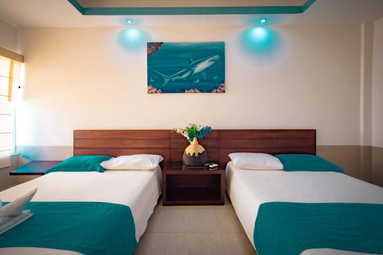 Hotel Ninfa Puerto Ayora  Extérieur photo