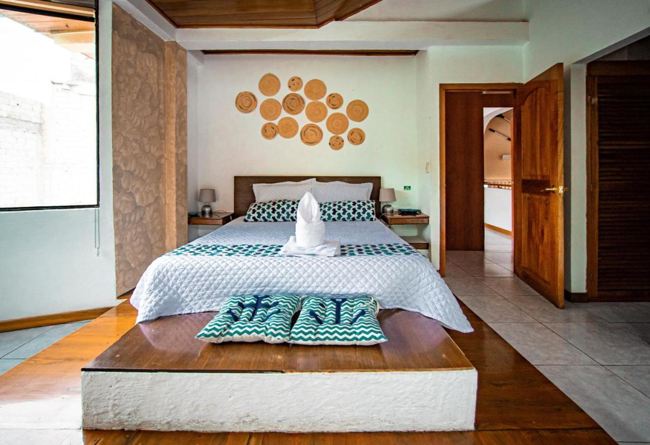 Hotel Ninfa Puerto Ayora  Extérieur photo