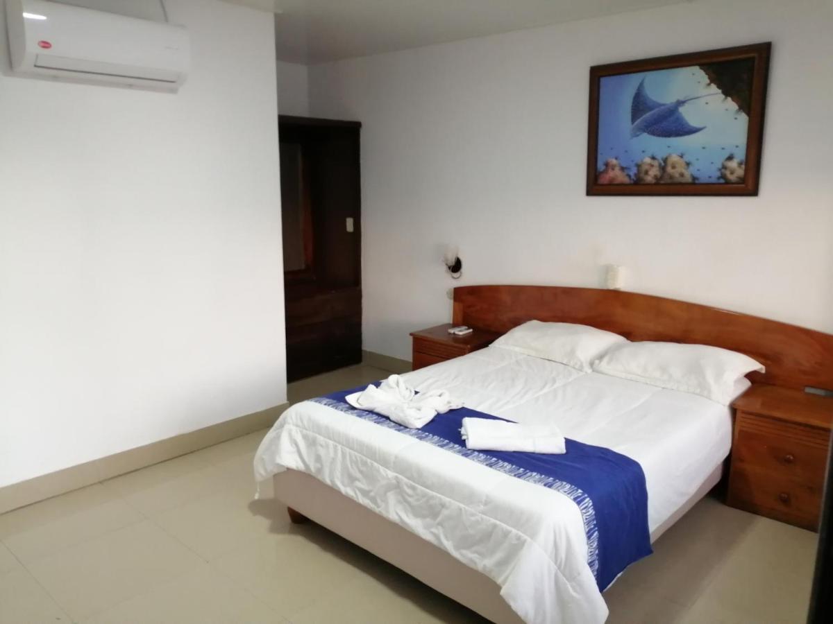 Hotel Ninfa Puerto Ayora  Extérieur photo
